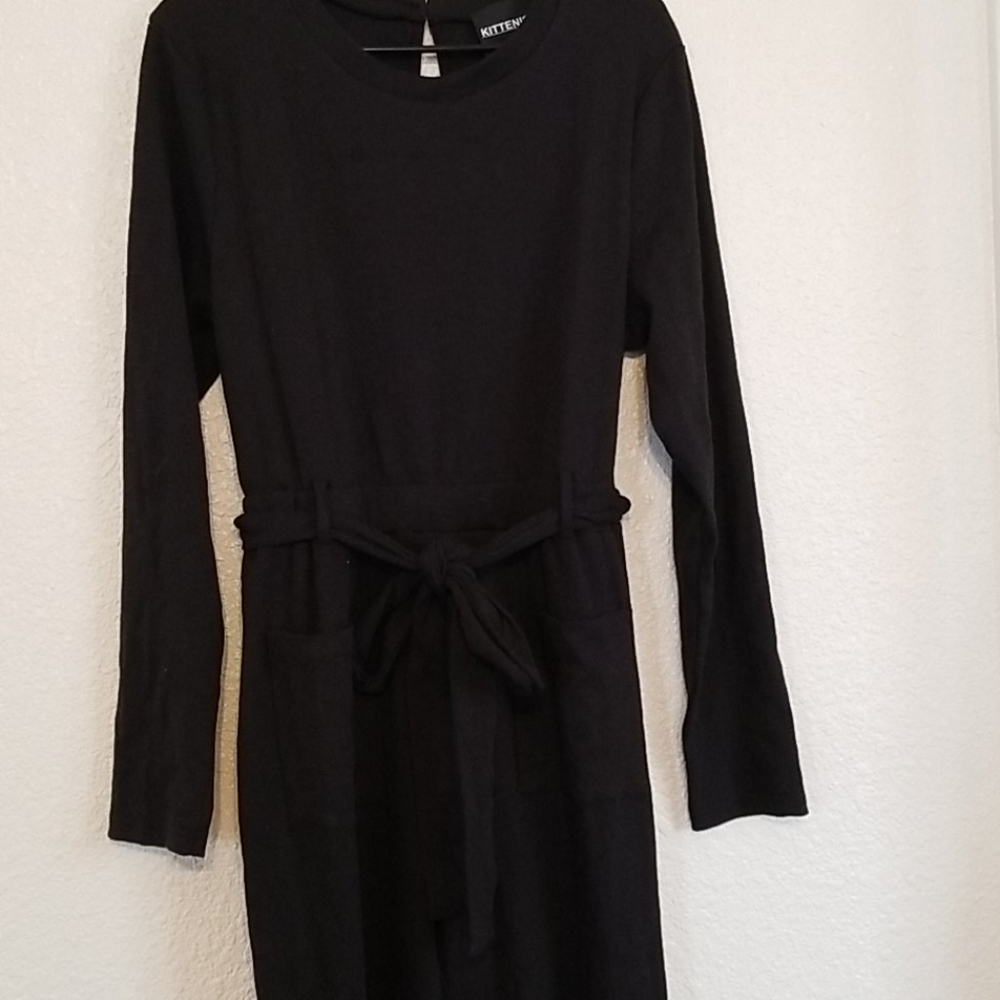 Women's clothing
